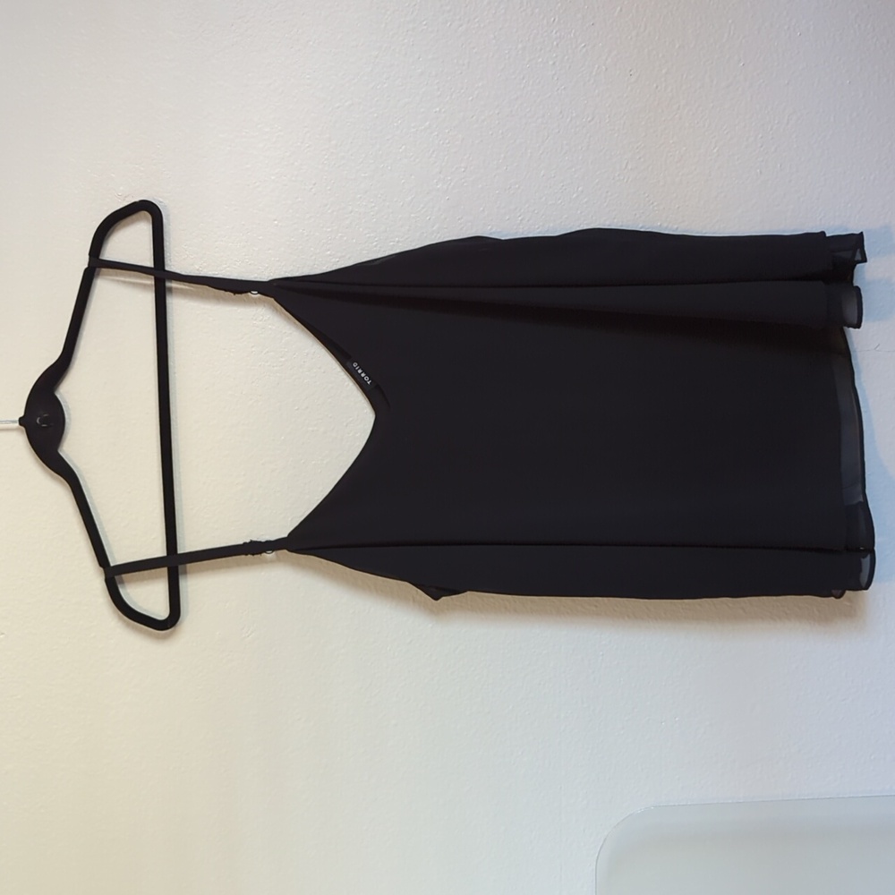 Flowy tank